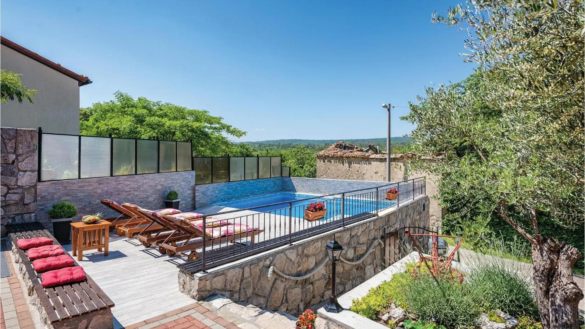 Lovely Home In Kozljak With Wifi Holiday home